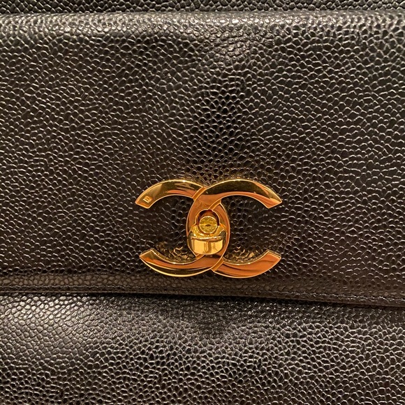 A hard to find Chanel black bag🦄🦄🦄 - Picture 8 of 11